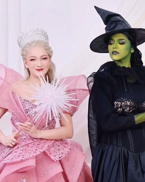 Nanda Arsyinta dan Jharna Bhagwani Cosplay Jadi Glinda vs Elphaba di Sesi Pemotretan, Tampilannya Full Estetik