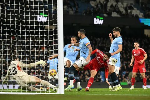 Kemenangan Manchester City atas Nottingham Memakan Korban, 2 Pemain ini Langsung Tumbang