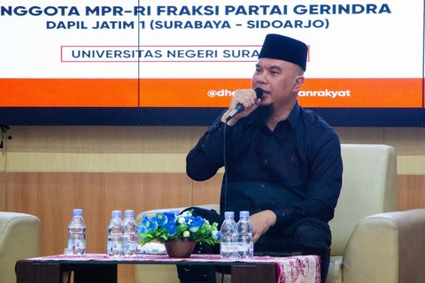 Momen Kocak Ahmad Dhani Jadi Tukang Sound di Kampus UNESA, Mahasiswa Auto Ngakak dan Heboh