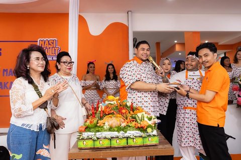 Bisnis Kuliner Baru Ivan Gunawan, Harga Terjangkau Mulai Rp15 Ribu dengan Porsi Mengenyangkan