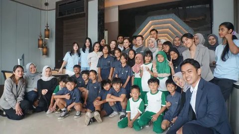 Senyum Manis dan Gigi Putih Zendaya dan Song Hye Kyo Jadi Tren Standar Kecantikan Tahun 2025