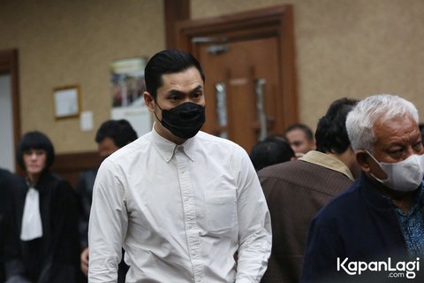 Potret Harvey Moeis Suami Sandra Dewi Dituntut 12 Tahun Penjara & Harta Benda Terancam Disita Usai Rugikan Negara Rp210 Miliar