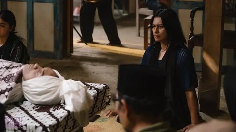 6 Bocoran Film Perempuan Pembawa Sial Karya Fajar Nugros, Didik Nini Thowok Ciptakan Mantra Khusus