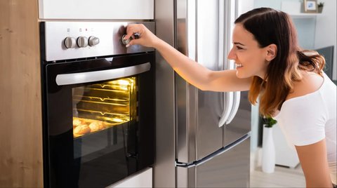 Oven Listrik atau Oven Kompor? Ini Pilihan Tepat untuk Pemula yang Ingin Belajar Memasak dengan Praktis dan Mudah