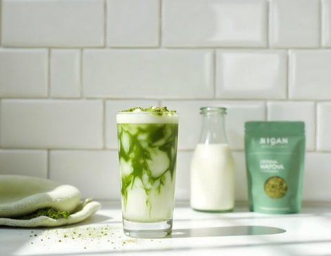 Mengintip Kalori dan Kandungan Gizi Matcha Latte Kemasan: Pilihan Minuman Sehat atau Sekadar Tren?