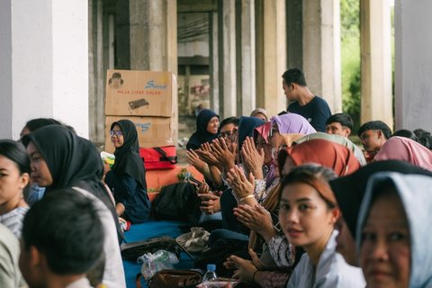 Salut! Potret Andien Aisyah Buka Sekolah Gratis di Tengah Tumpukan Sampah Daerah Rawa Bebek Tuai Banyak Pujian