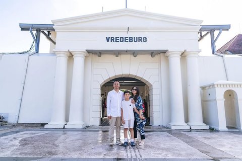 Keseruan Raffi Ahmad, Nagita Slavina dan Rafathar Liburan ke Museum Benteng Vredeburg Tanpa Rayyanza dan Baby Lily