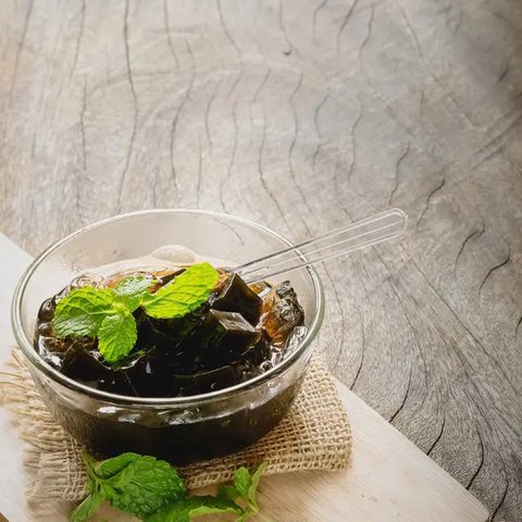 Resep Es Cincau Hitam untuk Ramadhan, Rahasia Hidangan yang Sehat dan Lezat