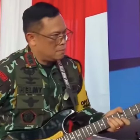 Gaya Keren Jenderal Bintang 2 Polisi jadi 'Anak Band', Disebut 11 12 Sama Panglima TNI