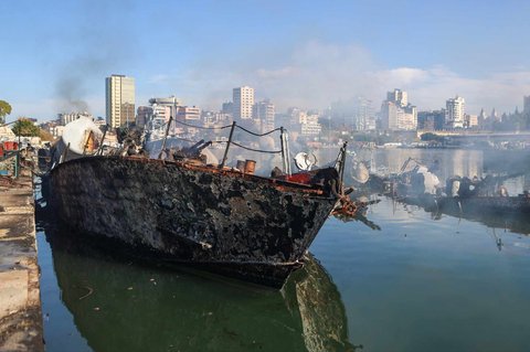 FOTO: Kondisi Terkini Armada Kapal Laut Suriah yang Hancur Lebur Digempur Israel