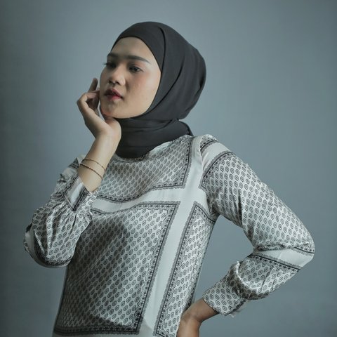 5 Tips Fashion Hijab untuk Wanita Gemuk, Rahasia Tampil Pede dan Anti Minder