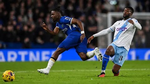 Chelsea Melarang Tim Lawan Kenakan Kaus Kaki Putih saat Main di Stamford Bridge, Ternyata ini Alasannya