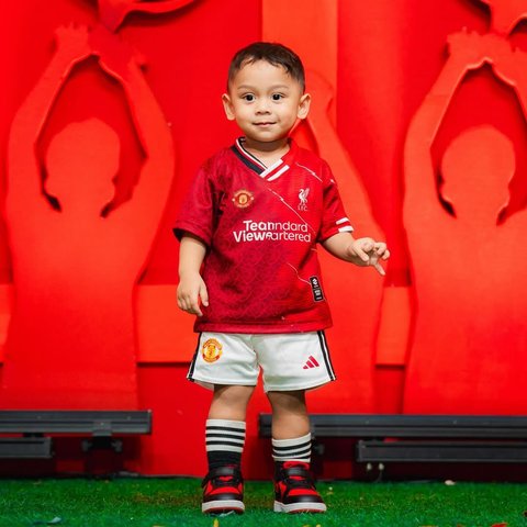 Mulai Avengers Sampai Pemain Manchester United, Intip Potret Lucu Abang L Anak Lesti Kejora saat Cosplay