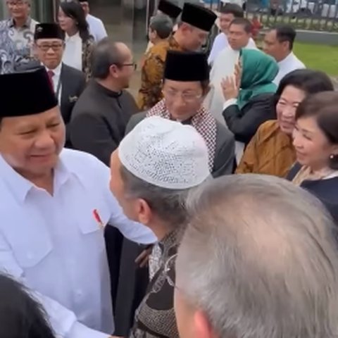 Terkejut Prabowo Ketika Disalami Jusuf Hamka Bos Jalan Tol Mualaf, Akui Kenal Baik & Disapa 'Pak Haji'