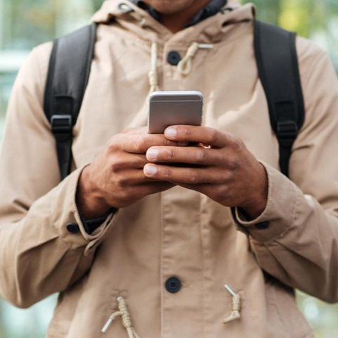 Benarkah Typing Ganteng Bisa Mempengaruhi Perasaan Seseorang? Ternyata Ini Dampak yang Dirasakan