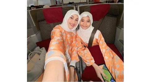 Ayu Ting Ting Tutup Tahun 2024 dengan Boyong Keluarga Besar Umrah Bersama, Tak Ketinggalan Bilqis Sang Anak Tunggal