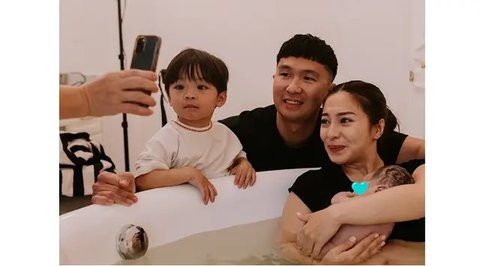 Momen-Momen Haru Nikita Willy saat  Melahirkan Anak Kedua di Amerika Serikat Pakai Metode Water Birth