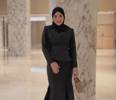 Dipuji Makin Body Goals, Intip Penampilan Menawan Aurel Hermansyah Berbalut Dress Hitam Simpel