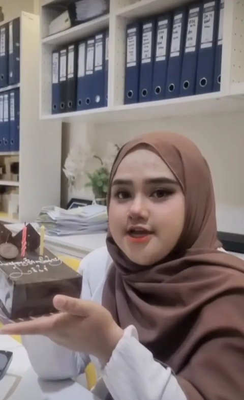 7 Foto 'Kembaran' Syifa Hadju Versi Film 200 Pounds of Beauty Viral di Media Sosial, Sama-Sama Cantik dan Punya Hidung Mancung