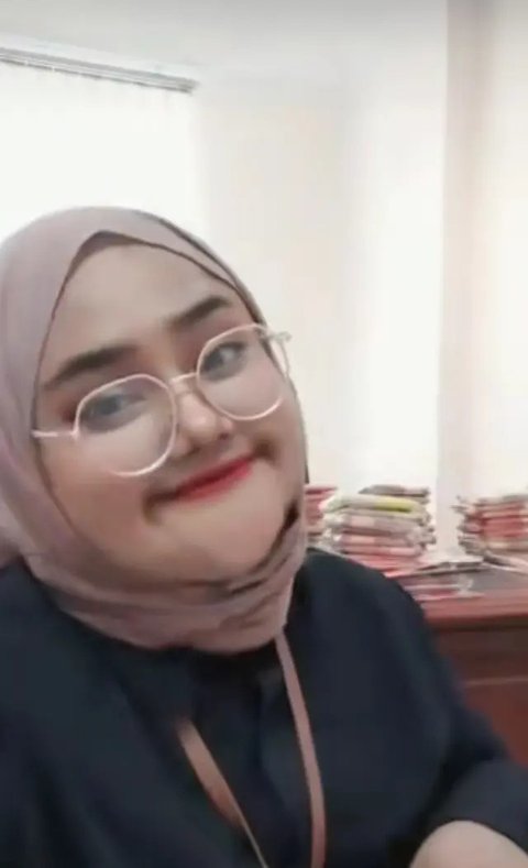 7 Foto 'Kembaran' Syifa Hadju Versi Film 200 Pounds of Beauty Viral di Media Sosial, Sama-Sama Cantik dan Punya Hidung Mancung