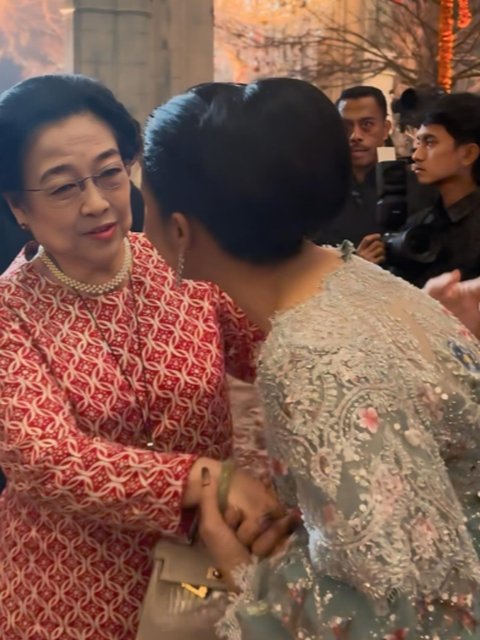 Meriah dan Mewah, Momen Resepsi Pernikahan Putri Andika Perkasa dengan Perwira Polisi, Dihadiri Presiden ke-5