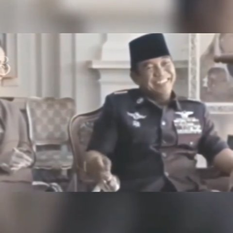 Rekaman Video Presiden Soekarno Diwawancara Wartawan Asing, Blak-blakan Akui Bisa 7 Bahasa