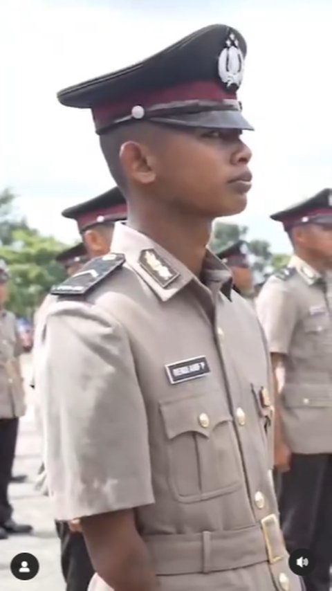 Rendi Pemuda Disabilitas Resmi Jadi Polisi, Ternyata Ayahnya Bukan Orang Sembarangan