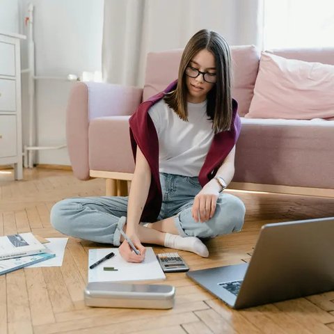 Kebiasaan Sederhana Perempuan Karismatik, Pahami Cara untuk Menginspirasi Banyak Orang