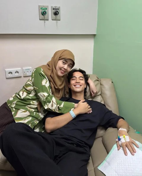 8 Potret Kedekatan Para Artis dan Sang Ibu saat Peringatan Hari Ibu 22 Desember dari Luna Maya hingga Krisdayanti