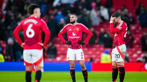 FOTO: Wajah Lesu Pemain MU Babak Belur Dibantai Bournemouth di Old Trafford