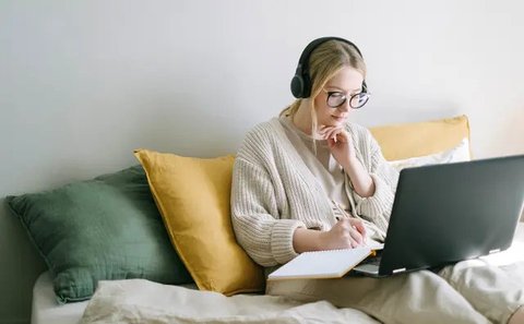 Cara Menjadi Perempuan Elegan, Pahami Sikap yang Menampilkan Karakter Inspiratif