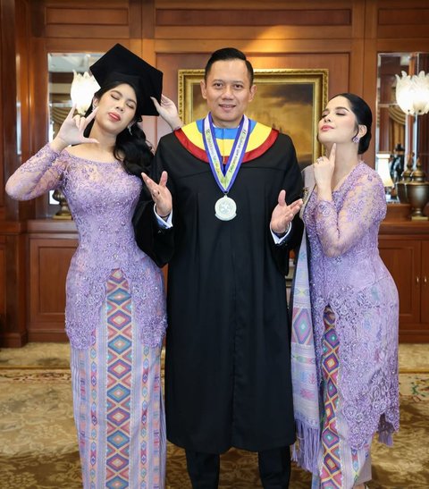 Potret Annisa Pohan Dampingi AHY Wisuda S3, Penampilan Berkelas Jadi Sorotan