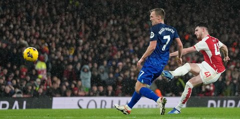 10 Pemain Premier League yang Harganya Turun Akibat Performa Buruk