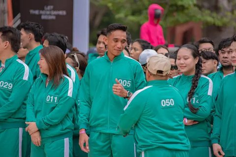 6 Potret Keseruan Rizky Ridho, Fajar Sadboy hingga Susi Susanti Ikut Main 'Red Light Green Light' Ala Squid Game di GBK