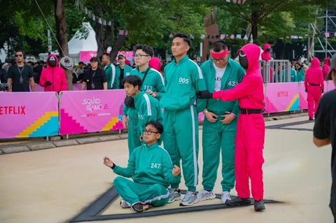 6 Potret Keseruan Rizky Ridho, Fajar Sadboy hingga Susi Susanti Ikut Main 'Red Light Green Light' Ala Squid Game di GBK