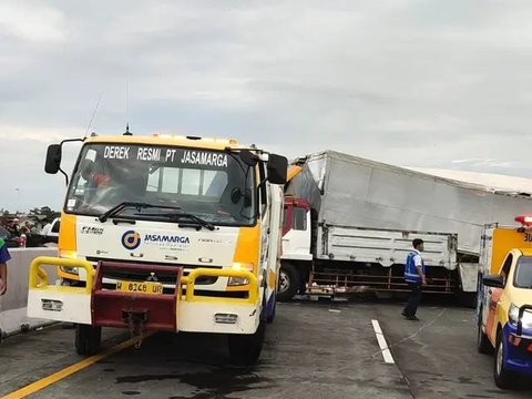 Kecelakaan Maut di Tol Malang, Bus Pelajar SMP Ditabrak Truk, 4 Tewas, 30 Terluka