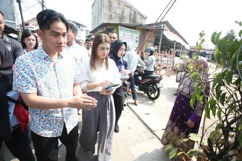 Gelang Ratusan Juta Rupiah Selvi Ananda Istri Wapres Gibran Jadi Sorotan di Tengah Rakyat Menolak Kenaikan PPN 12%