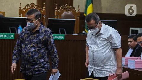 FOTO: Momen Tiga Hakim PN Surabaya Didakwa Terima Suap Rp4,6 Miliar Terkait Vonis Bebas Ronald Tannur