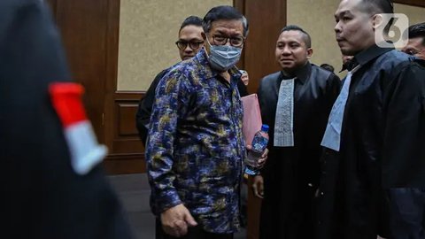 FOTO: Momen Tiga Hakim PN Surabaya Didakwa Terima Suap Rp4,6 Miliar Terkait Vonis Bebas Ronald Tannur