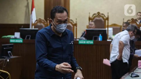 FOTO: Momen Tiga Hakim PN Surabaya Didakwa Terima Suap Rp4,6 Miliar Terkait Vonis Bebas Ronald Tannur