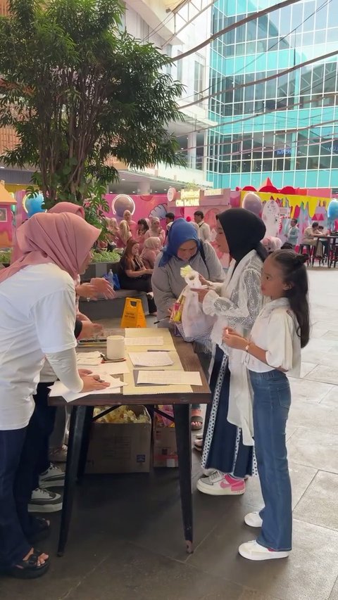 Aksi Kocak Tantri Kotak Ikut Lomba Nyanyi di Tempat Les Vokal Anaknya, Gagal Dapat Juara 1