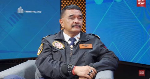 Capt Abdul Aziz Hamid Pilot Miliki Segudang Prestasi, Ternyata Pernah Bermain Film