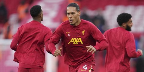 Begini Jawaban Van Dijk saat Ditanya tentang Masa Depan Mohamed Salah di Liverpool