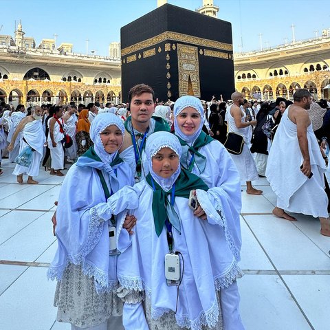 Indra Bekti Ungkap Harapan di Tahun 2025, Ingin Umrah Lagi dan Hubungan Keluarga Semakin Baik