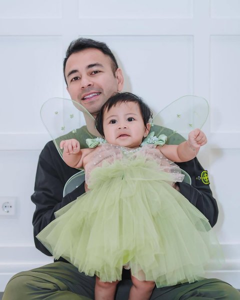 5 Potret Terbaru Baby Lily Anak Raffi Ahmad dan Nagita Slavina, Tampil Gemas Bergaya Peri