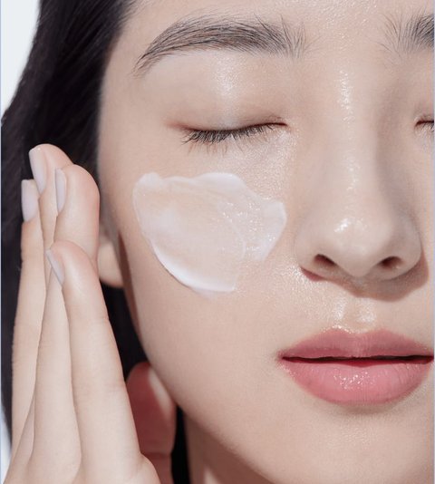 Punya Kulit Berjerawat? Ini Urutan Skincare Malam yang Paling Efektif untuk Hasil Maksimal dan Jerawat Langsung Kempes