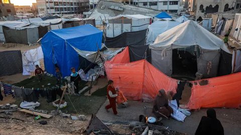 FOTO: Nestapa Jutaan Pengungsi di Jalur Gaza Hadapi Krisis Pangan dan Layanan Kesehatan