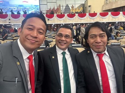 Potret Perjalanan Denny Cagur dari Panggung Komedi ke Gedung Parlemen, Penuh Perjuangan dan Kejutan