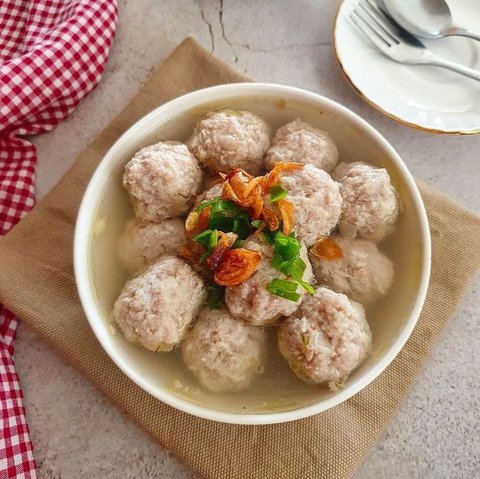 Bukan Asli Indonesia, Ini Sejarah Bakso yang jadi Makanan Favorit saat Musim Hujan