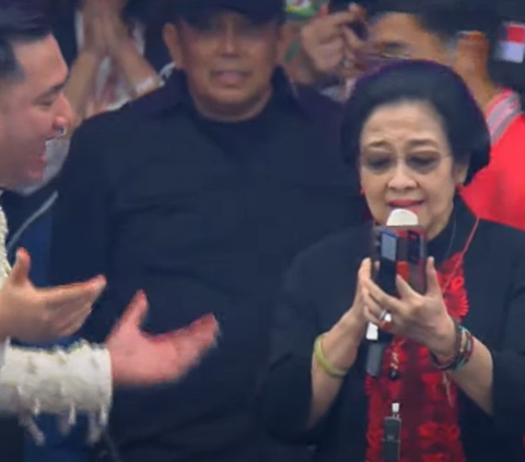 FOTO: Momen saat Megawati dan Puan Asyik Nyanyi dan Joget Dangdut Bareng King Nassar